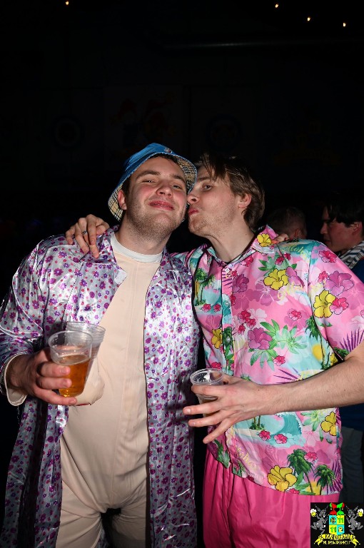 ../Images/Opwarmbal 2026 161.jpg